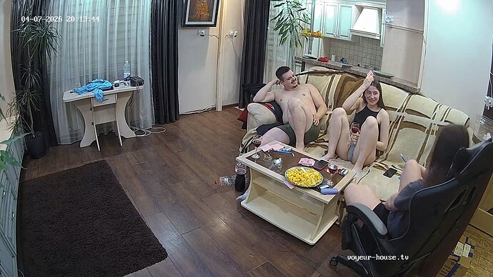 realm153-cam15-1775582083