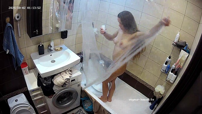 realm7-cam19-1759363791