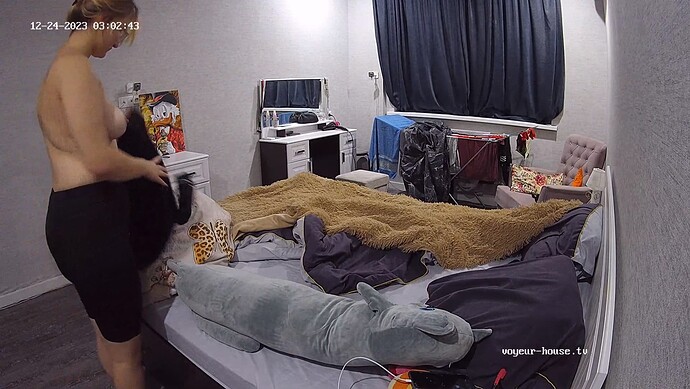 realm53-cam18-1703386279