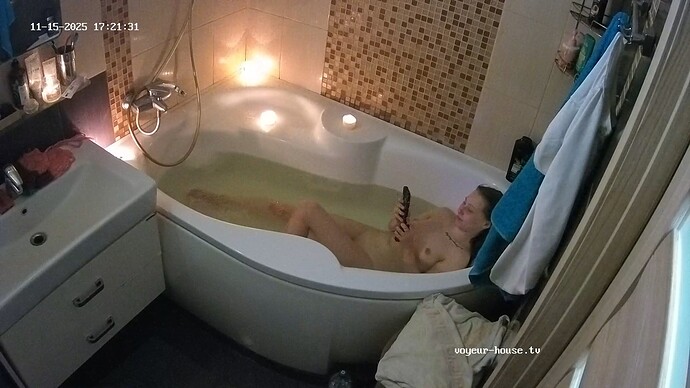 realm62-cam110-1763217102