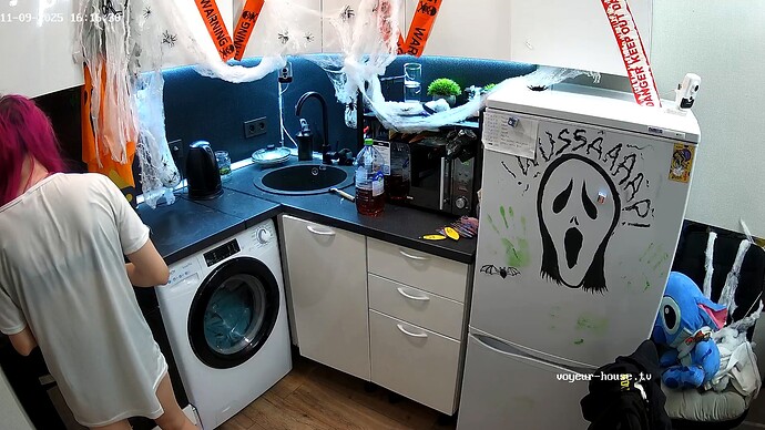 realm42-cam11-1762694546