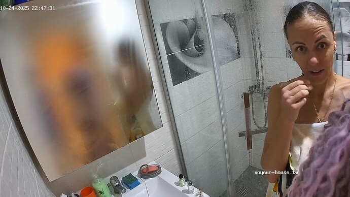 realm66-cam19-1761382521