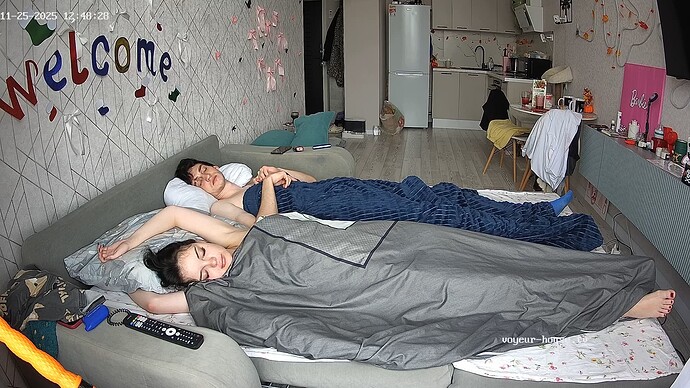 realm56-cam14-1764123352