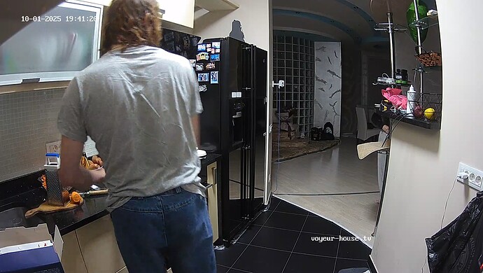 realm8-cam11-1759337231