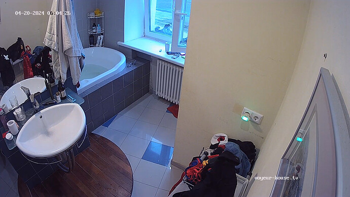 realm48-cam112-1713582627