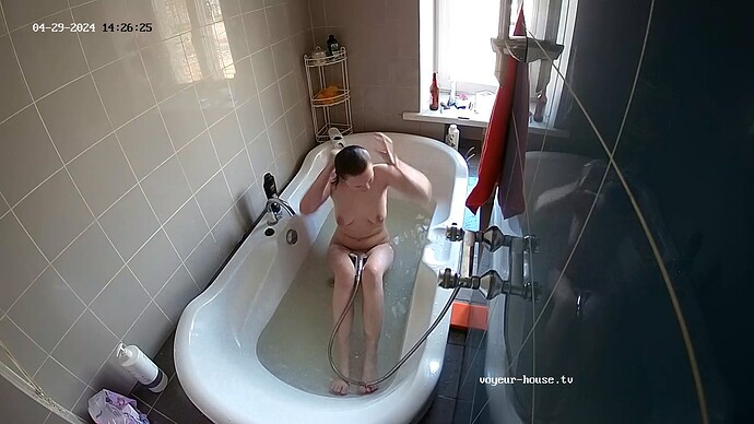 realm48-cam111-1714390365