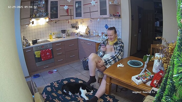 realm34-cam111-1766994611