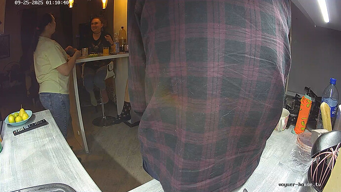 realm64-cam11-1758759890