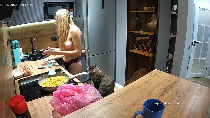 realm94-cam12-1760546896