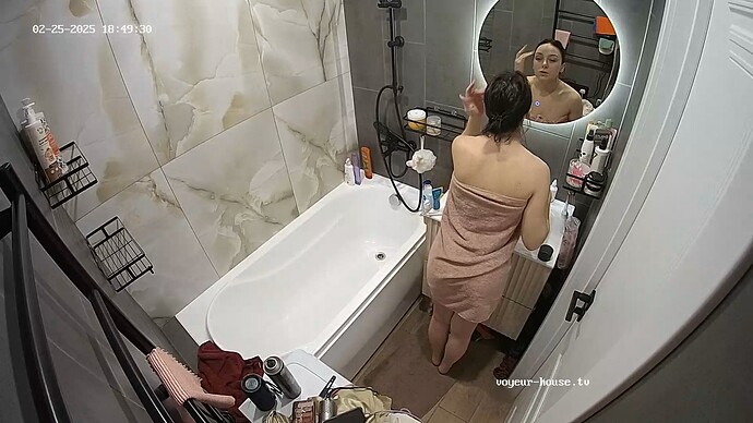 realm67-cam18-1740498605