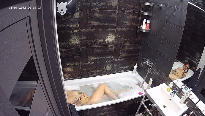 realm27-cam19-1699478620