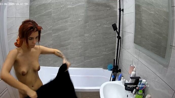 realm5-cam19-1762470207