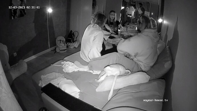 realm92-cam15-1701559935