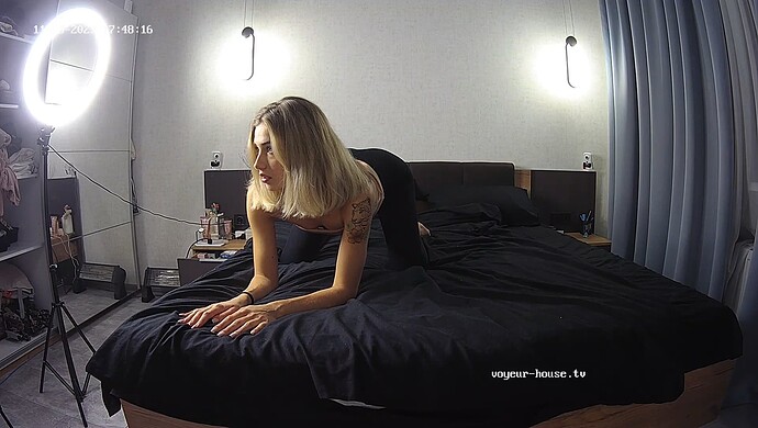 realm8-cam18-1701186643