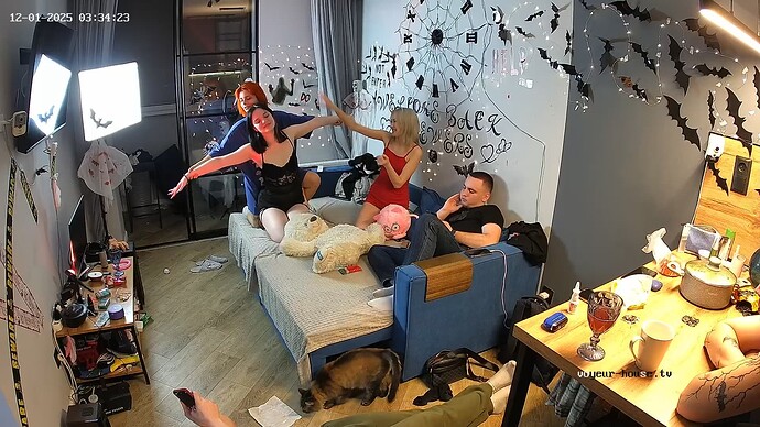 realm94-cam13-1764549299