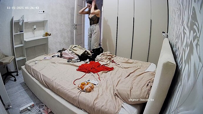 realm13-cam16-1763165499