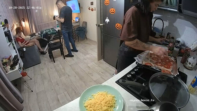 MiraHenry-20251028-01