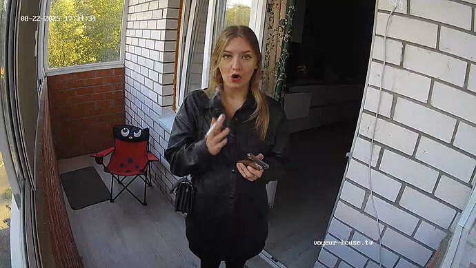 realm64-cam112-1755936752