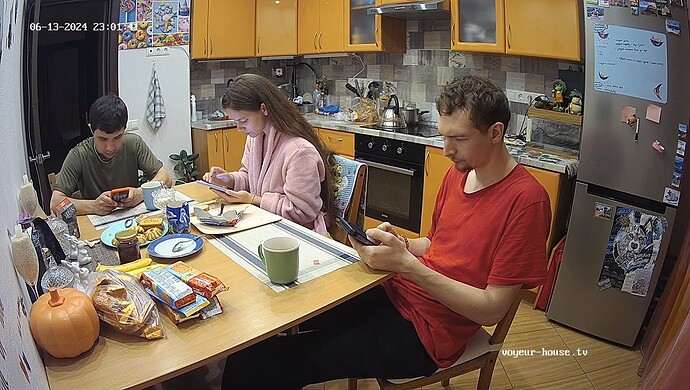 realm37-cam12-1718319988