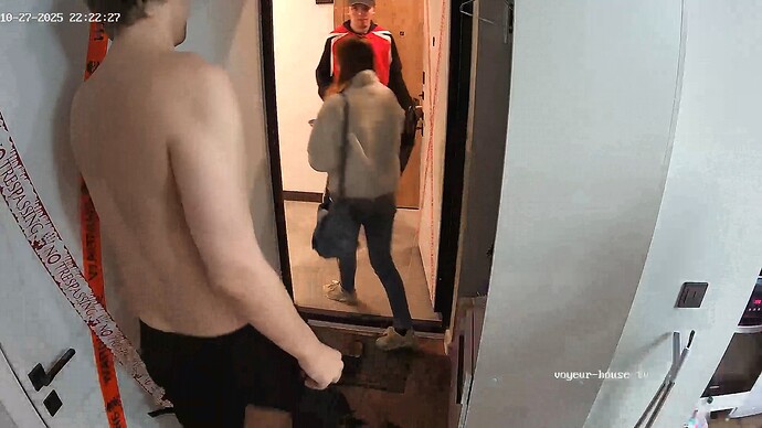 realm42-cam110-1761592979