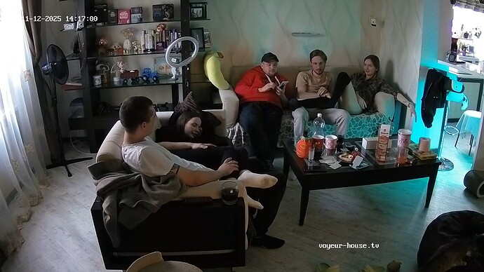 realm64-cam14-1762946296