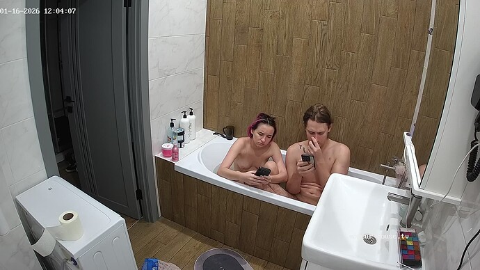 realm42-cam19-1768554287