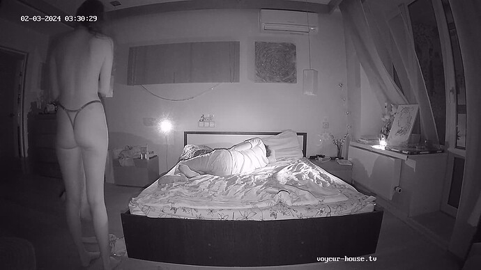 Elena_240203_rechange_bedroom_@_Tonk_butt_realm55-cam113-1706912239