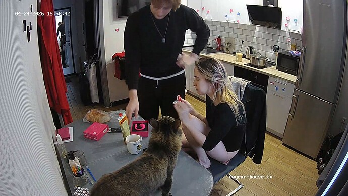 realm42-cam11-1777045059