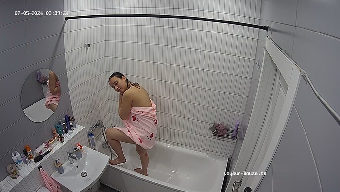 realm2-cam110-1720208159