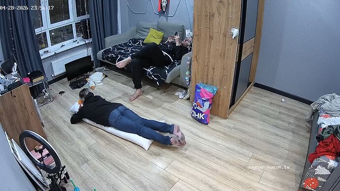 realm42-cam13-1777409824