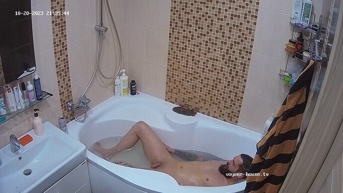 realm62-cam110-1697841115