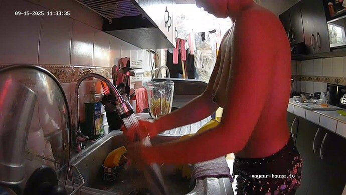 realm21-cam11-1757958180