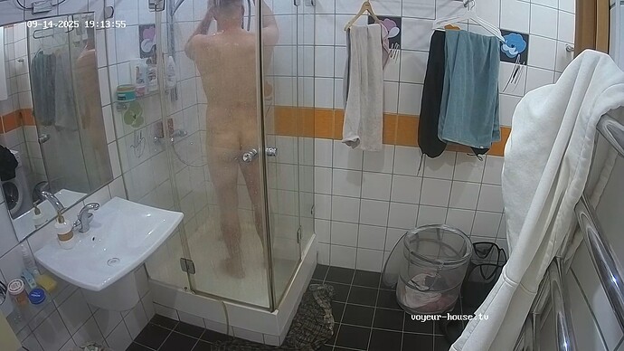 realm52-cam110-1757855673