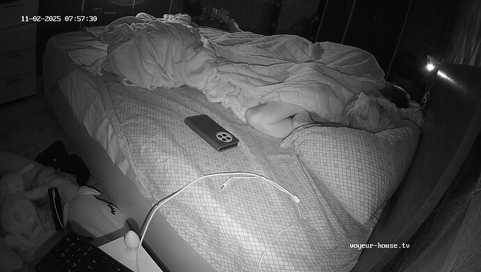 realm18-cam18-1762083602