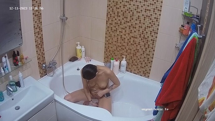 realm62-cam110-1702298360