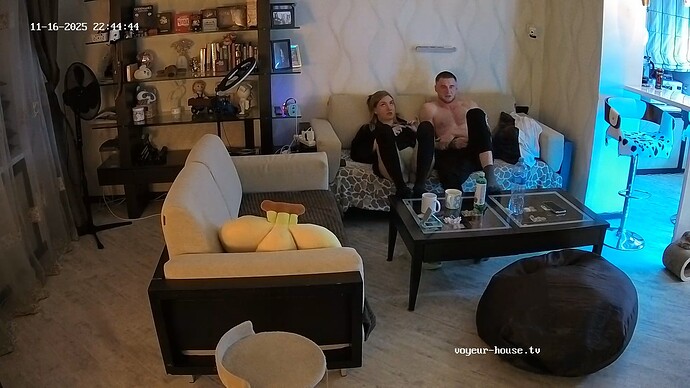 realm64-cam14-1763322286