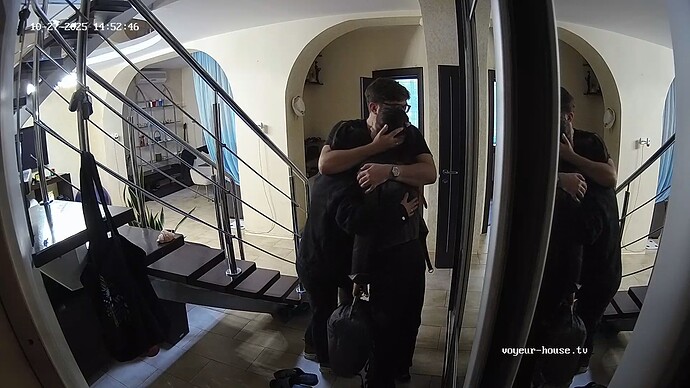 realm12-cam118-1761566001