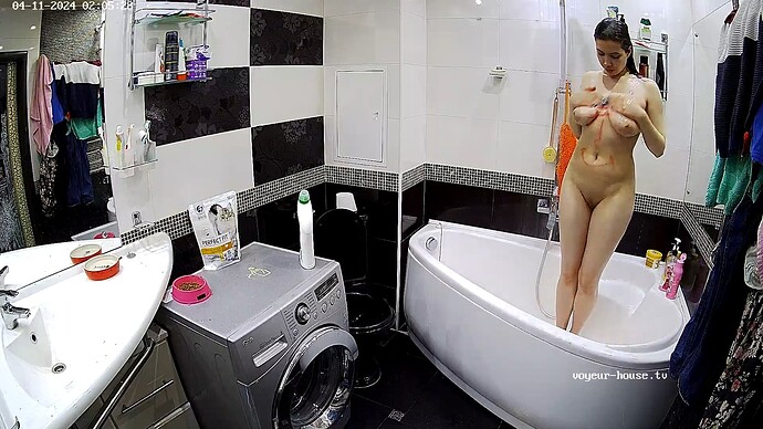 realm11-cam112-1712843432