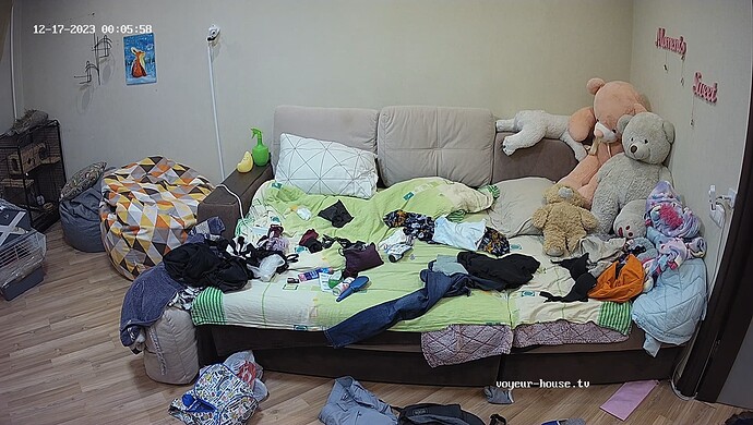 realm37-cam14-1702760792