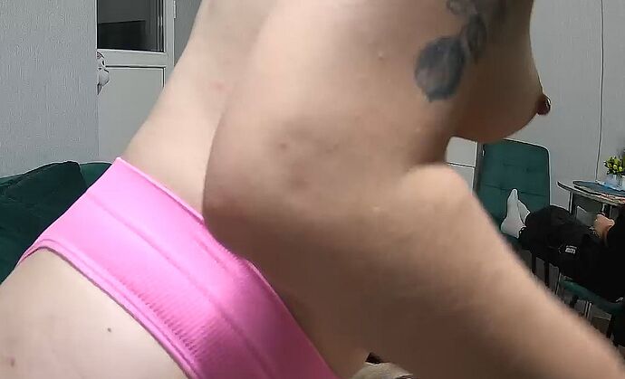 Luna_251019_nipples_livingroom_@_Luna_realm107_04