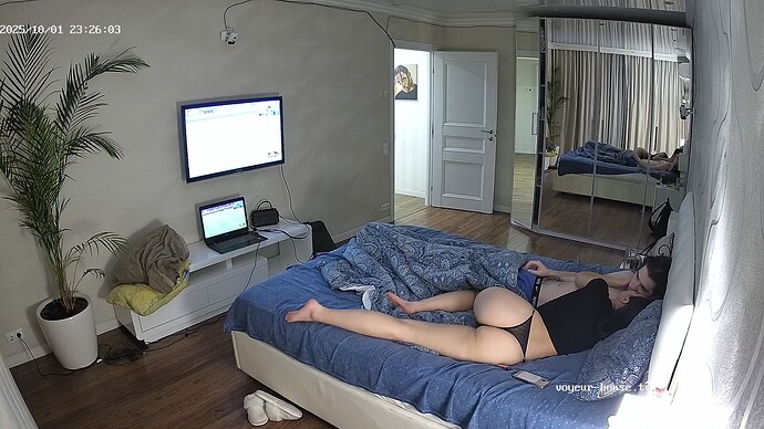 realm106-cam17-1759352314