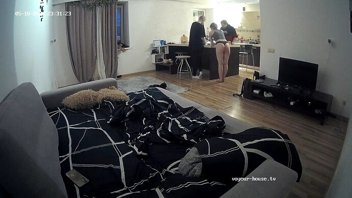 realm52-cam15-1716085055