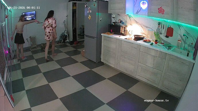 realm64-cam12-1781989309