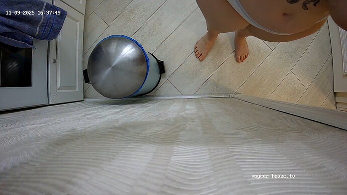 realm122-cam12-1762696886