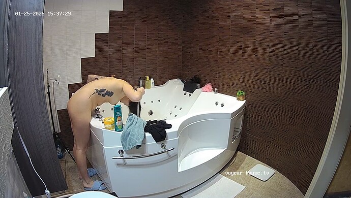 realm8-cam115-1769348283