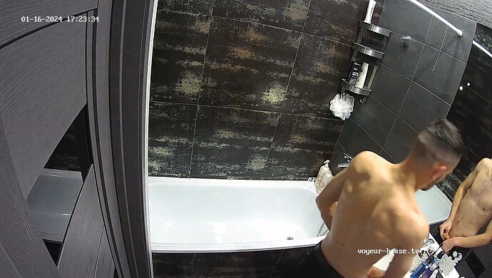 realm27-cam19-1705421747