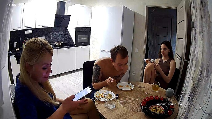 realm13-cam11-1762297777