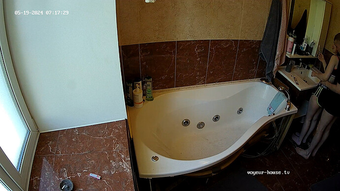 realm18-cam111-1716093028