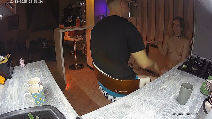 realm64-cam11-1765587683