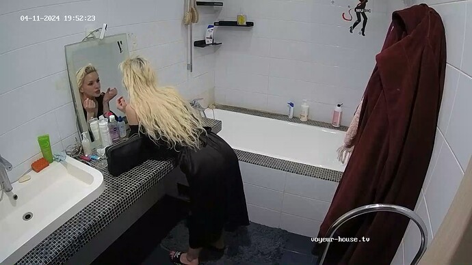 realm18-cam111-1712854371